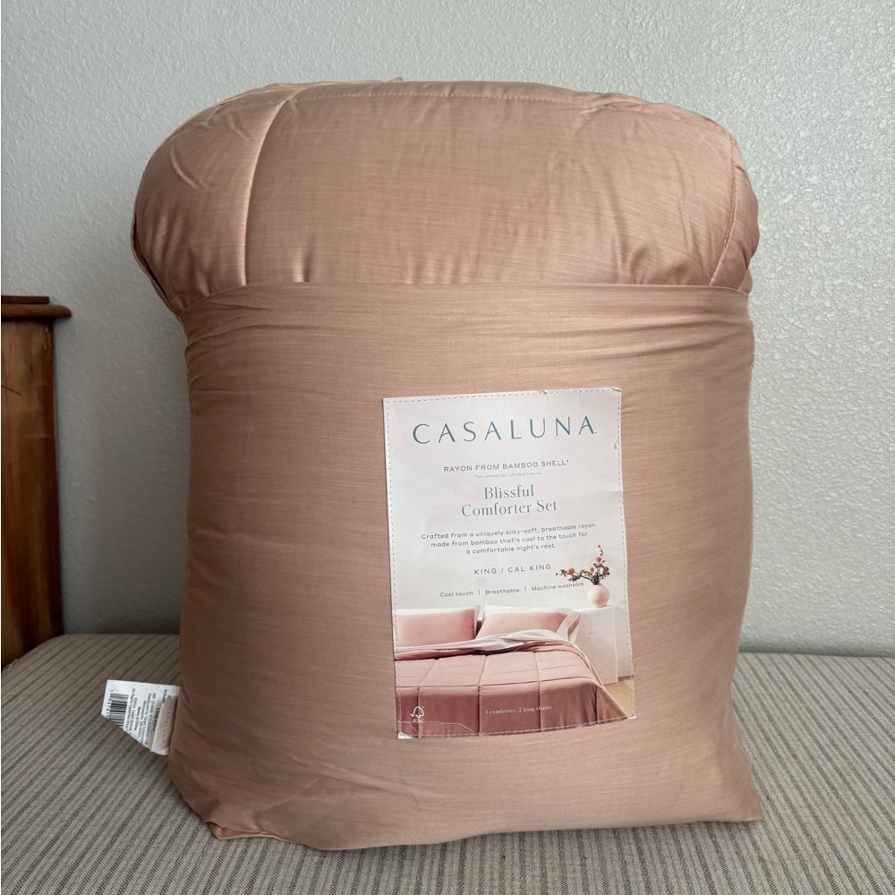NWT King/California King Rayon from Bamboo Comforter Set Light Adobe Clay